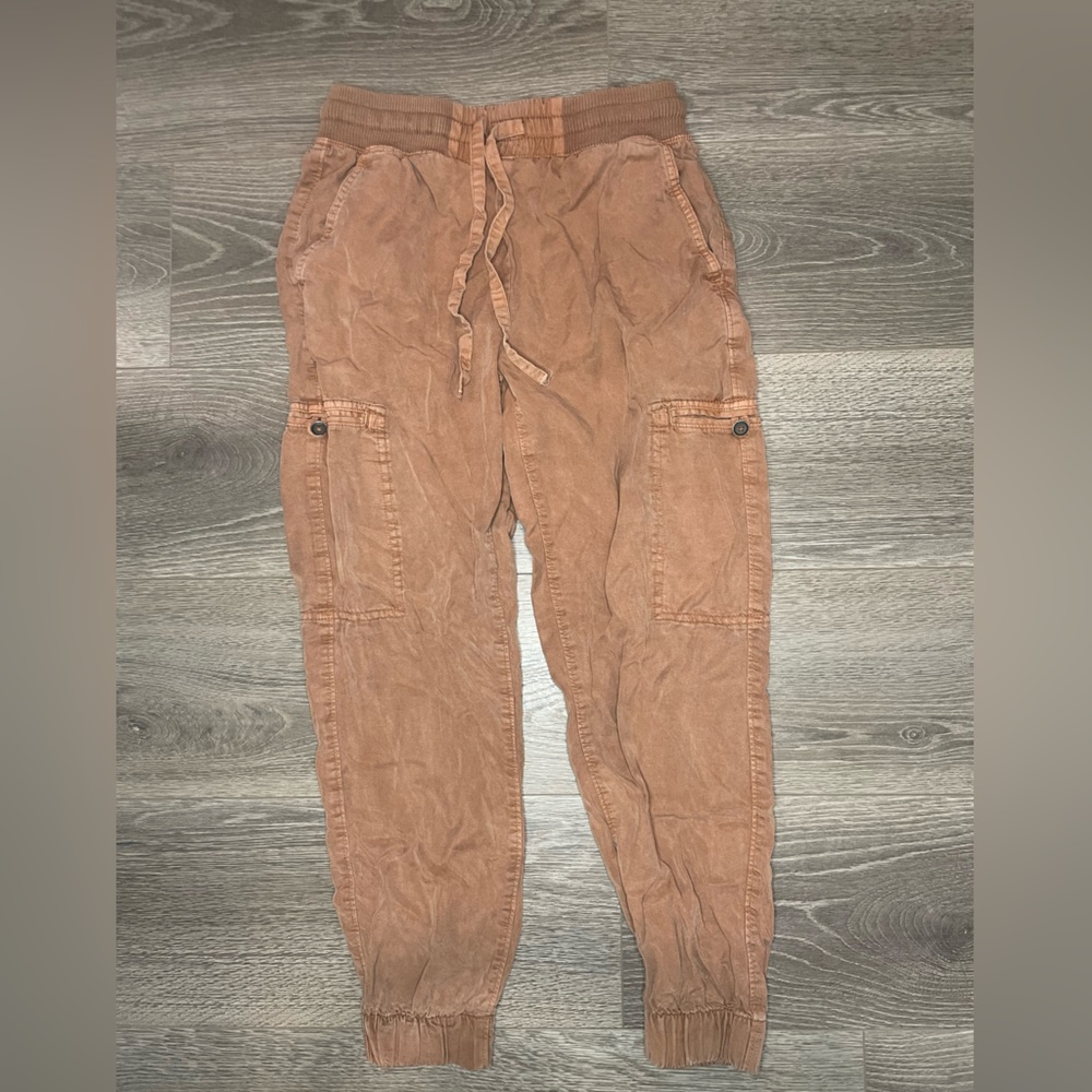 Aerie cargo joggers women’s size XS brown cargo pants with pockets